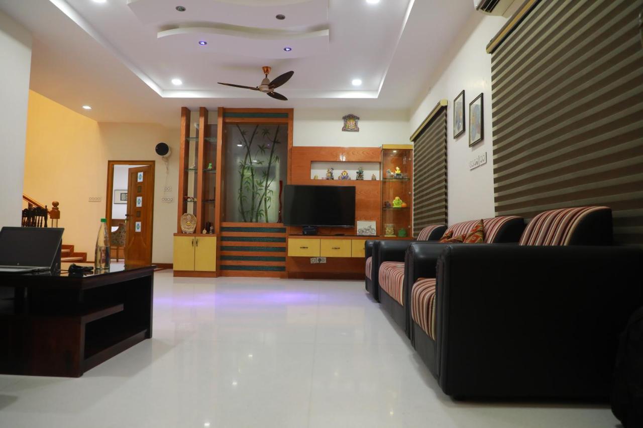 Hill View Paradise - 2Bhk'S & Rooms - A Golden Group Of Premium Home Stays - Τιρουπάτι Εξωτερικό φωτογραφία
