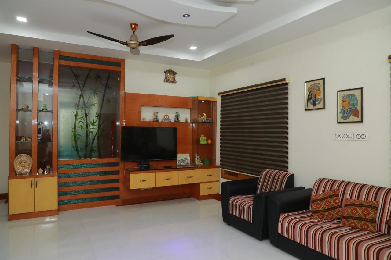Hill View Paradise - 2Bhk'S & Rooms - A Golden Group Of Premium Home Stays - Τιρουπάτι Εξωτερικό φωτογραφία