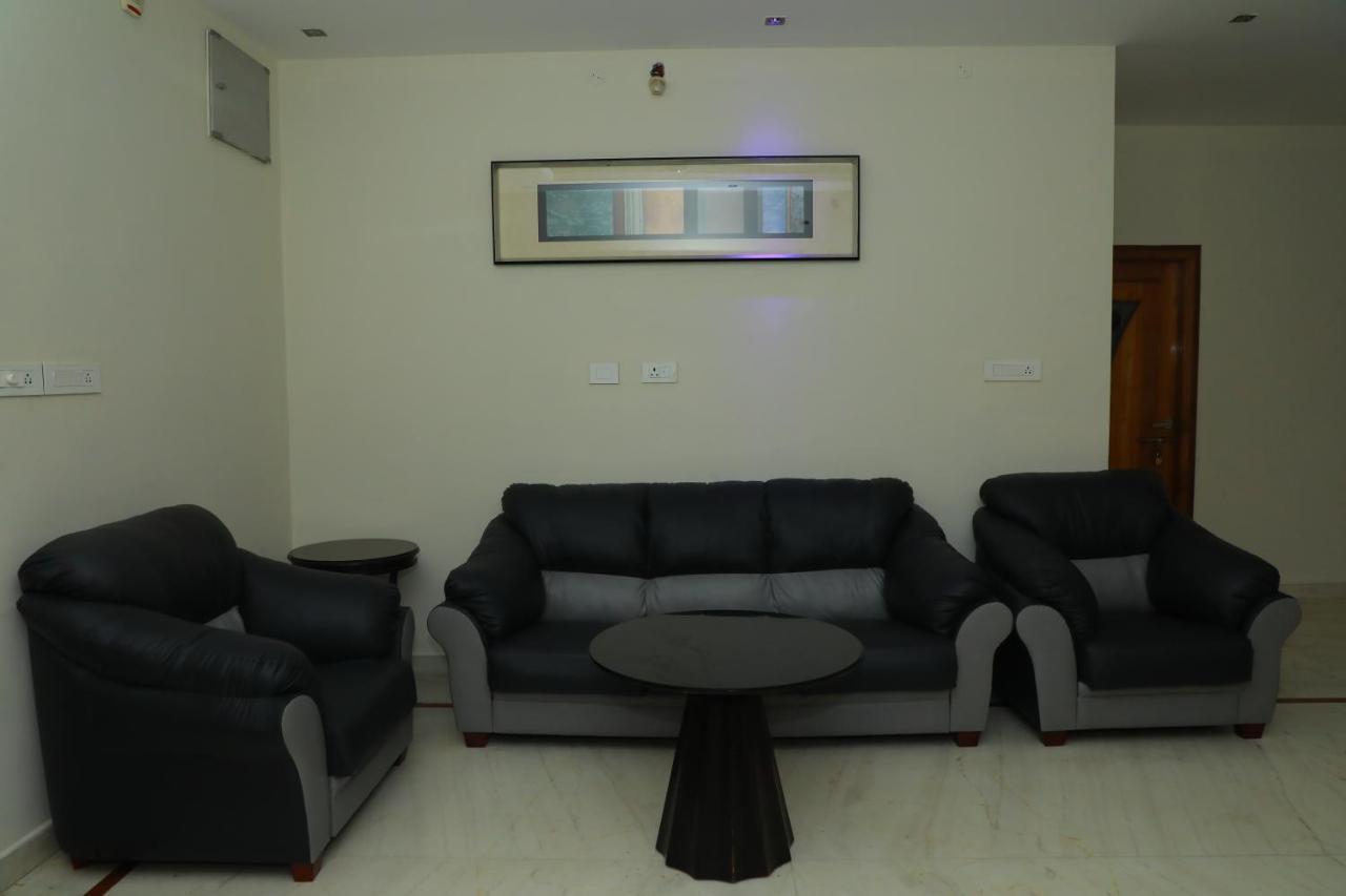 Hill View Paradise - 2Bhk'S & Rooms - A Golden Group Of Premium Home Stays - Τιρουπάτι Εξωτερικό φωτογραφία